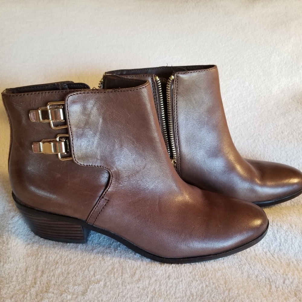 Sam Edelman women's Sz 7 brown leather booties EUC